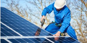 Installation Maintenance Panneaux Solaires Photovoltaïques à Eyzin-Pinet